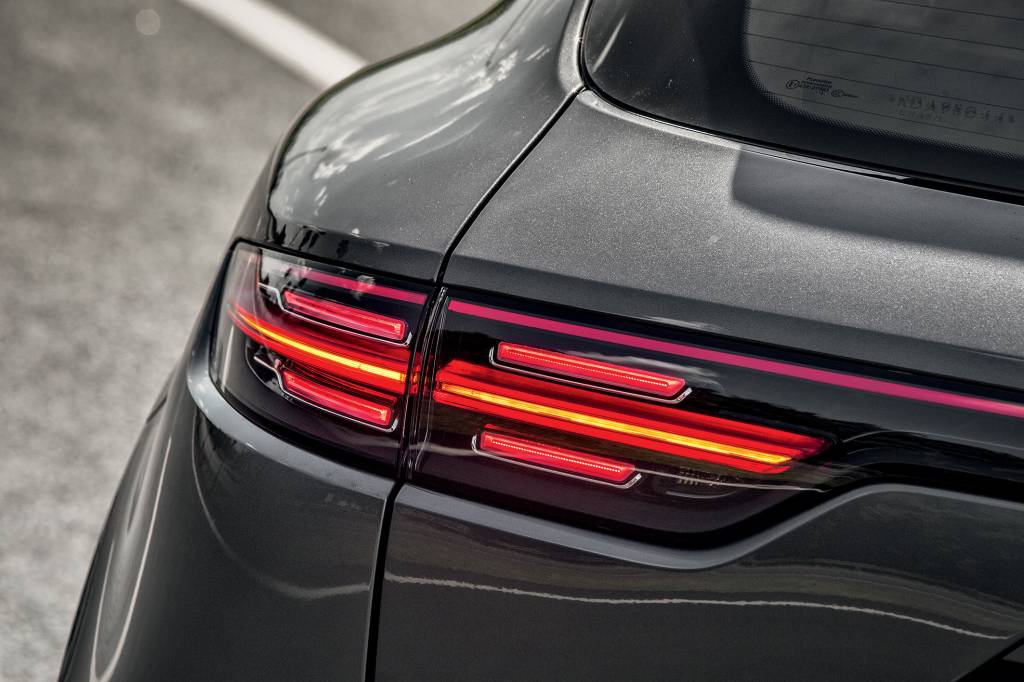 Porsche Cayenne Turbo farol Porsche Cayenne Turbo farol