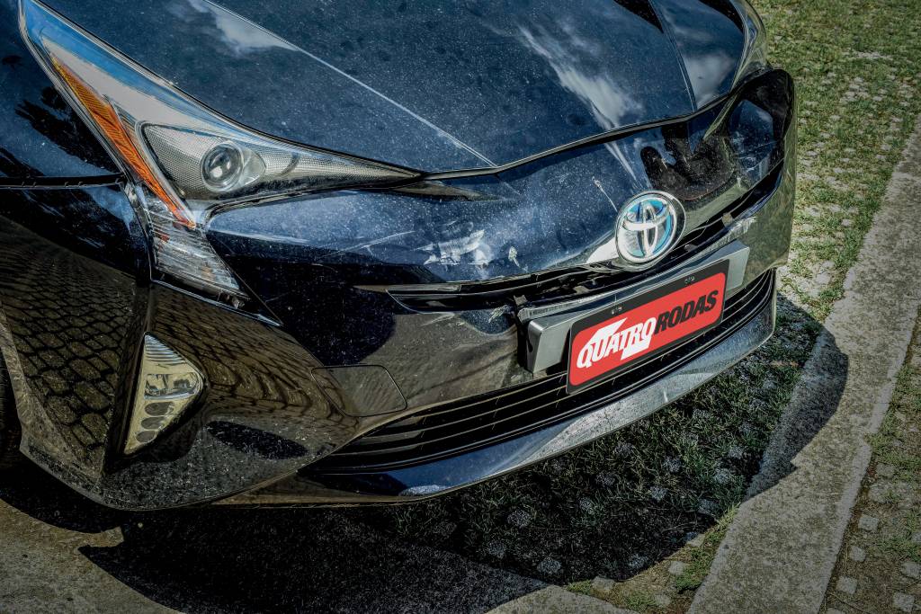 Longa Duração: bateram no Prius! Pior que os danos, só o serviço da Toyota
