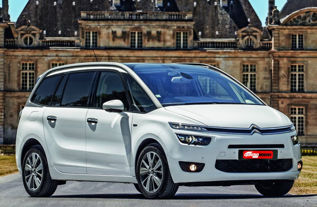 O C4 Picasso, da Citroën, automóvel testado pela revista Quatro Rodas. Uma história familiar: morre Picasso, o primeiro Citroën feito no Brasil