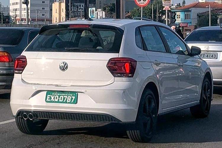 Volkswagen Polo GTS (2) Volkswagen Polo GTS (2)