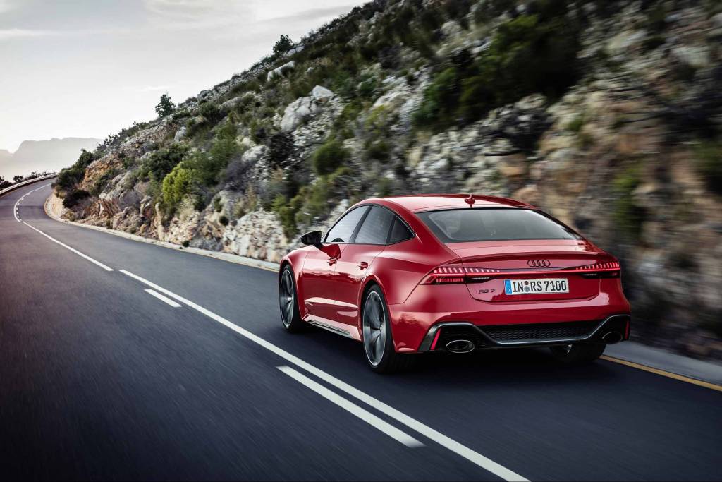 2020-audi-rs7-sportback-7 2020-audi-rs7-sportback-7