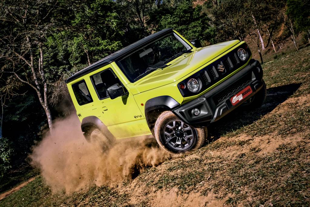 Quer um Suzuki Jimny? Fila de espera já passa de um ano e meio no Japão