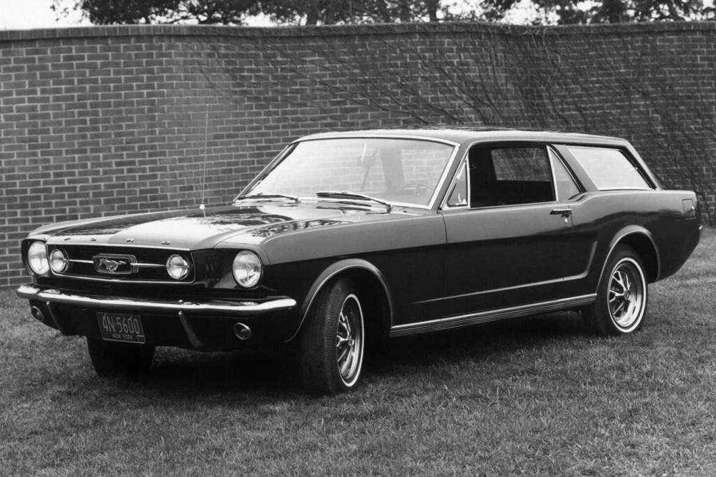 intermeccanica-ford-mustang-1 intermeccanica-ford-mustang-1