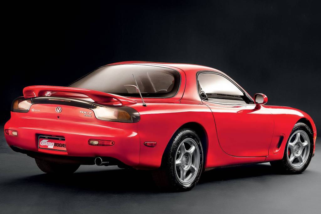 Clássicos: Mazda RX-7 arrancava suspiros dos japoneses nos anos 90