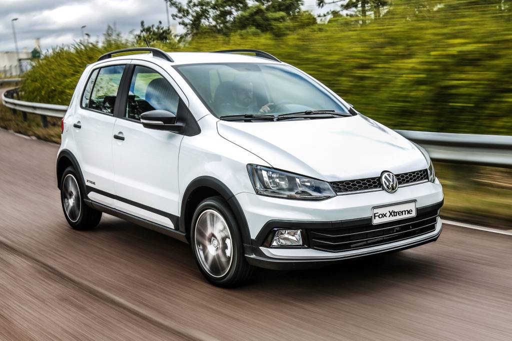 VW Fox Xtreme VW Fox é vendido atualmente em duas versões: Connect e Xtreme