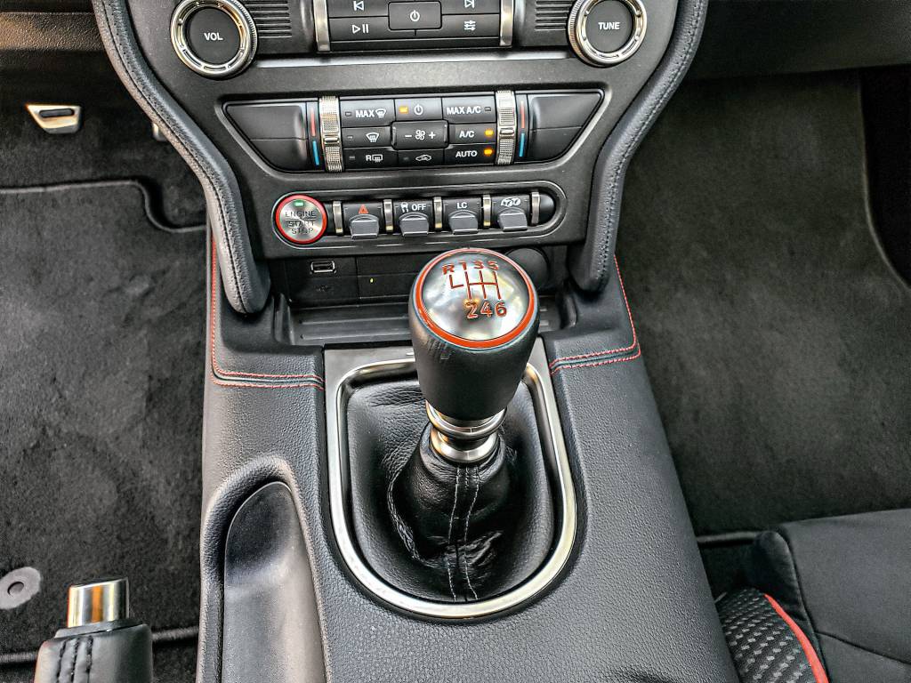 Ford Mustang GT350R (8) Ford Mustang GT350R (8)