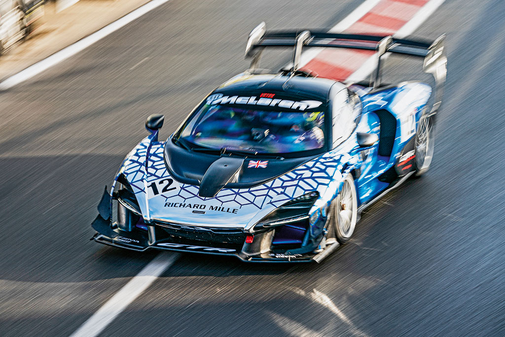 Impressões: McLaren Senna GTR é tão brutal que não pode andar na rua