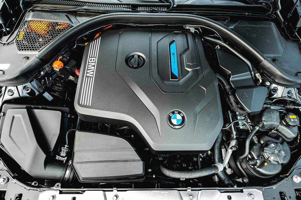 BMW 330e M Sport 2020 BMW 330e M Sport