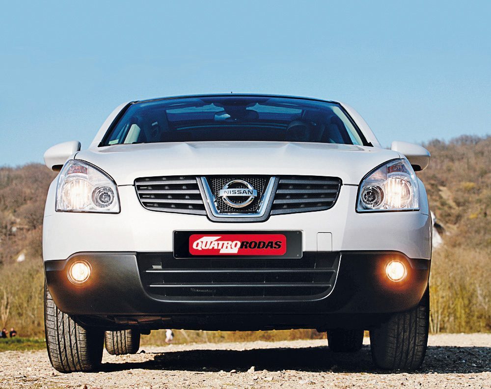 Nissan Qashqai – luzes de neblina Nissan Qashqai – luzes de neblina