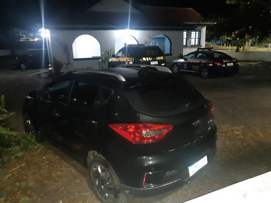 O JAC iEV40 roubado e resgatado pela polícia O JAC iEV40 roubado e resgatado pela polícia