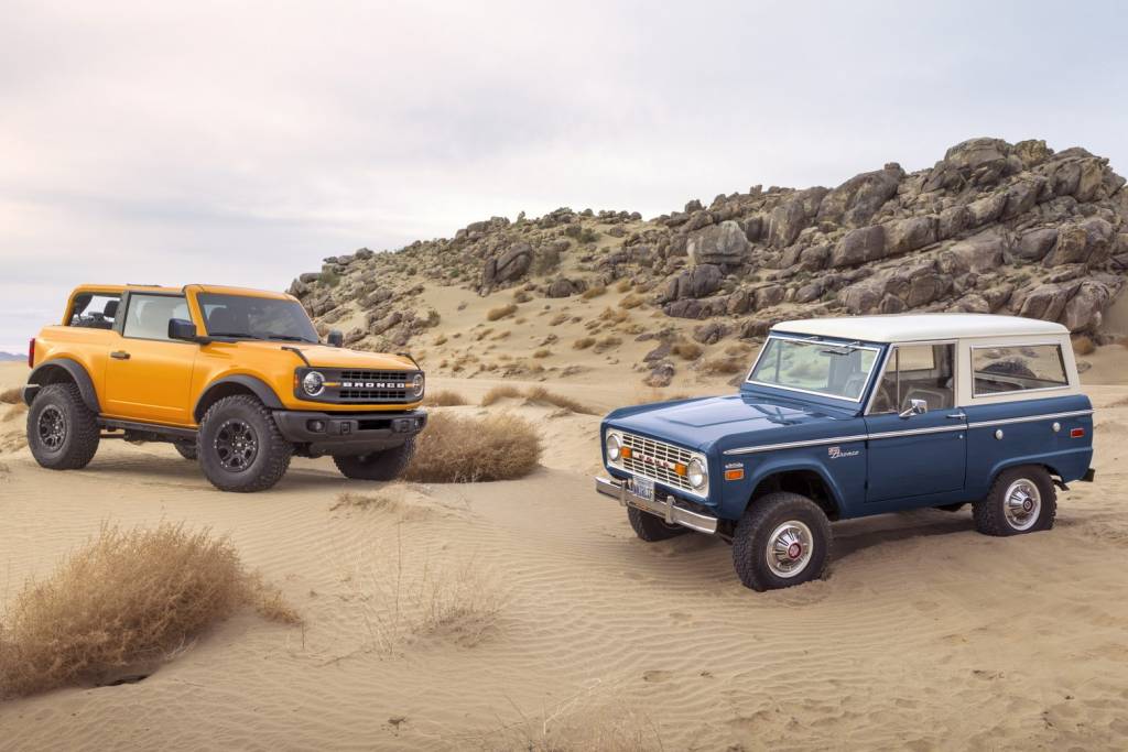 2021-Ford-Bronco-Family-04 Pre-production 2021 Bronco two-door SUV takes its rugged off-road design cues from the first-generation Bronco, the iconic 4x4 that inspired generations of fans.