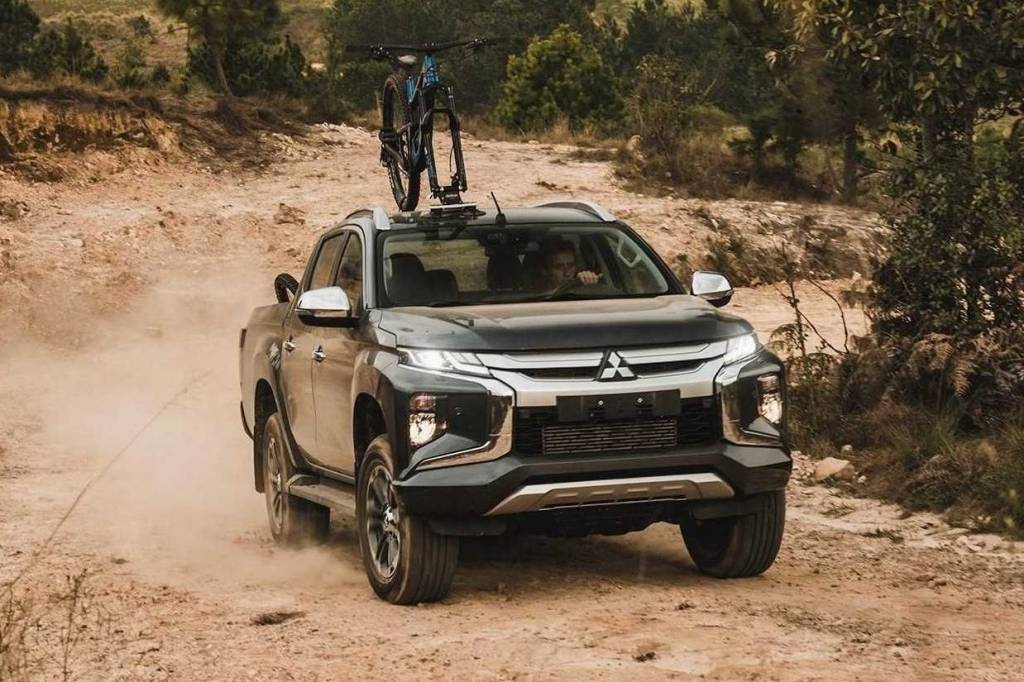mitsubishi-l200-triton-sport-2021 mitsubishi-l200-triton-sport-2021