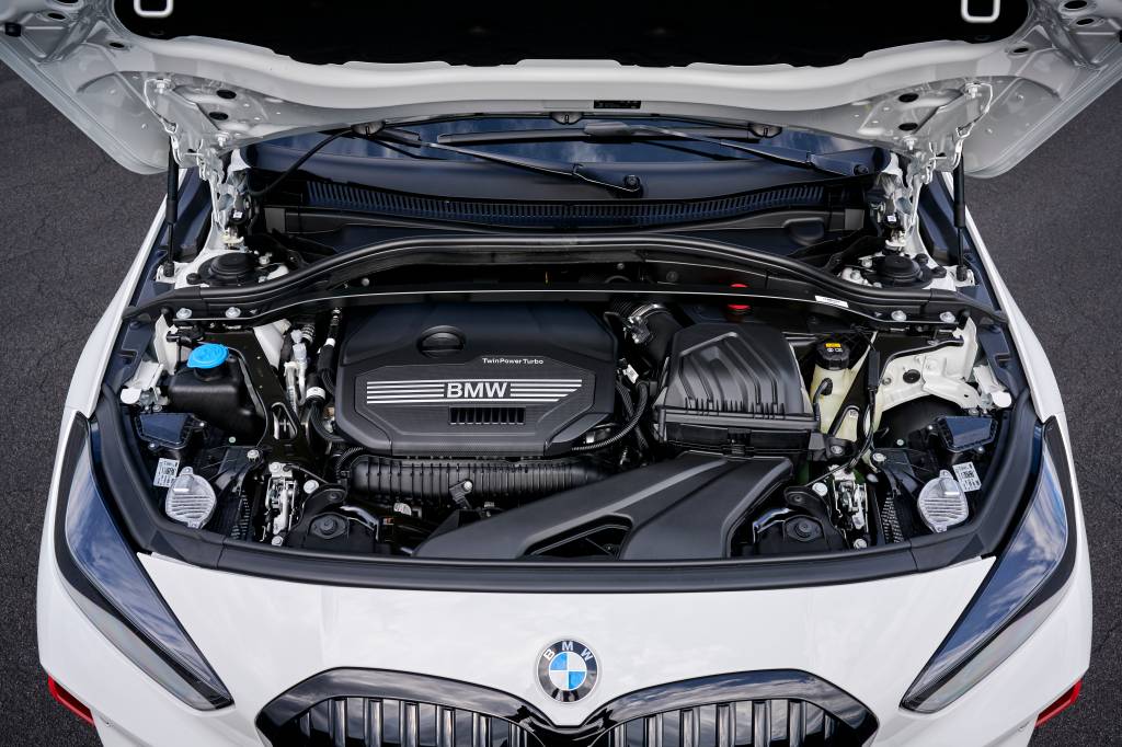 BMW 124ti BMW 124ti