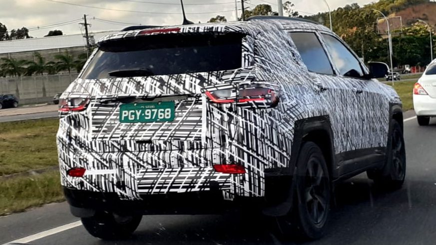 Jeep Compass 2022 terá motor 1.3 turbo e câmbio CVT, e já roda em testes