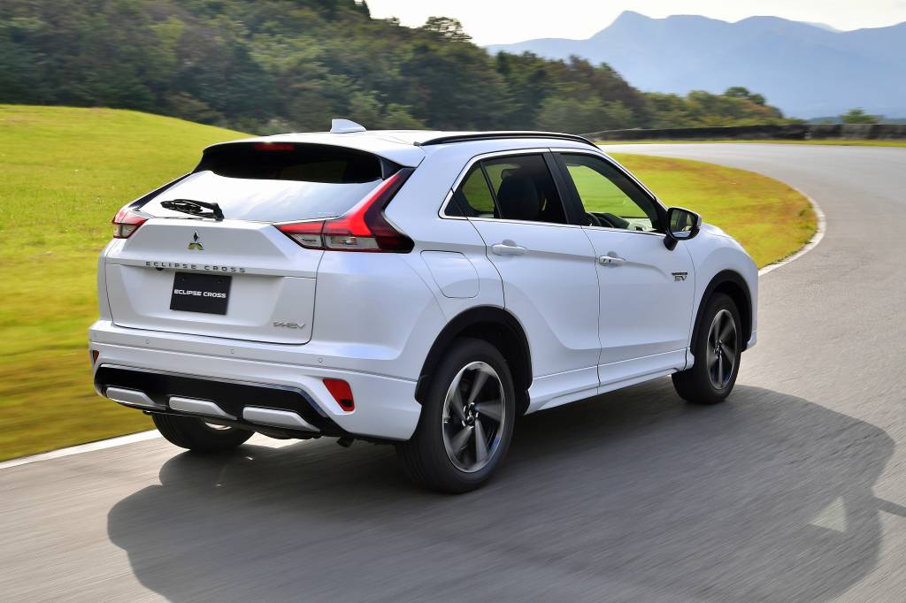 mitsubishi_eclipse_cross_phev_2 mitsubishi_eclipse_cross_phev_2