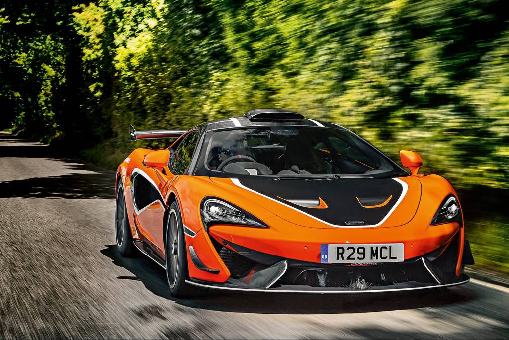 Impressões: McLaren 620R é carro de corrida V8 autorizado a andar nas ruas