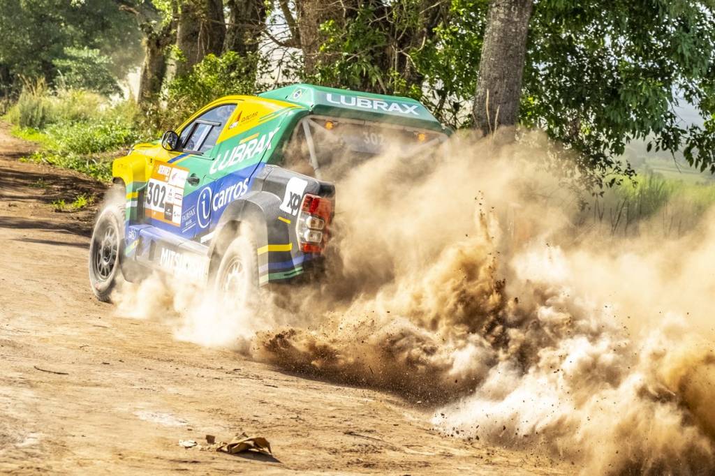 Mitsubishi-L200-Triton-Sport-Racing Mitsubishi-L200-Triton-Sport-Racing