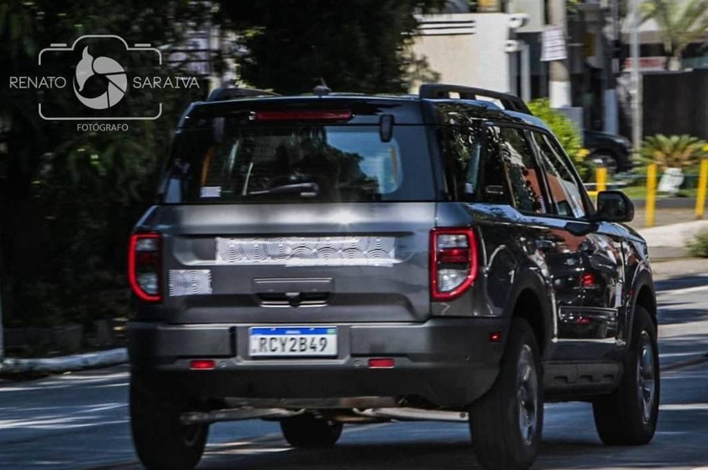 Ford Bronco Sport já roda por São Paulo quase sem camuflagem