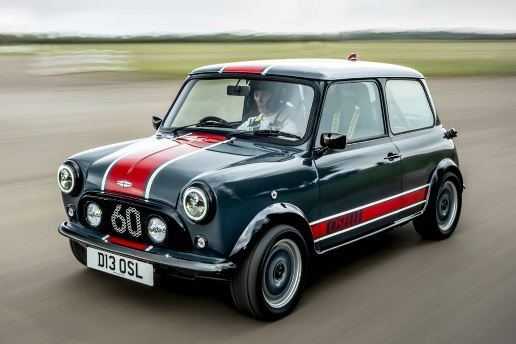 Mini Remastered Oselli Edition Mini Remastered Oselli Edition cinza e vermelho visto 3/4 de frente