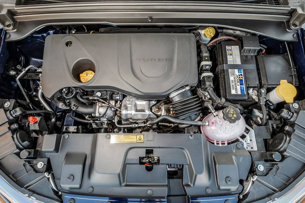 Fiat_Toro_Volcano (16) Motor da Fiat Toro Volcano turbo flex