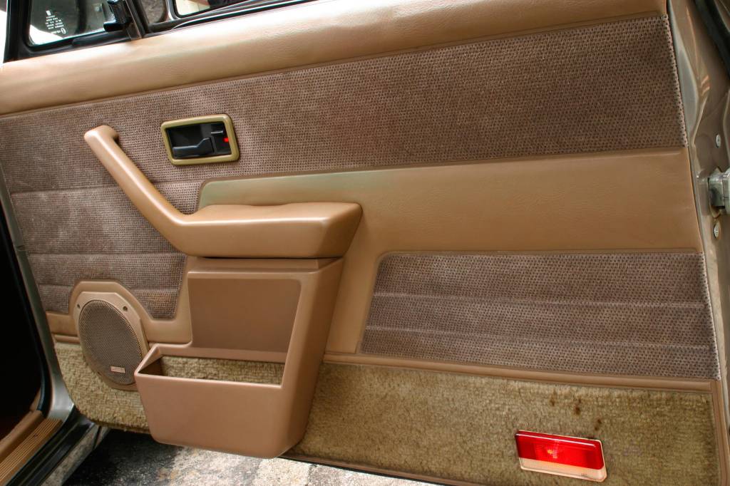 Porta da perua Caravan Diplomata SE 4.1, ano 1989 da Chevrolet, pertencente ao p Chevrolet Caravan Diplomata SE