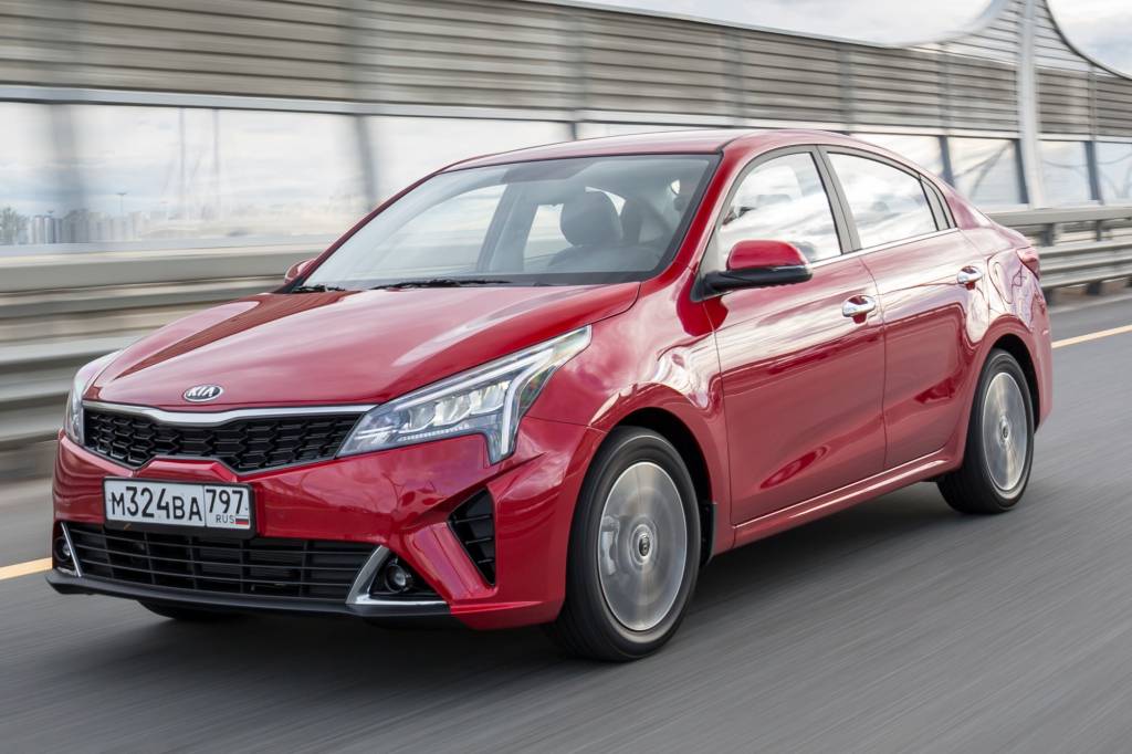 Governo russo sorteará carros de até 1 milhão para quem tomar a vacina