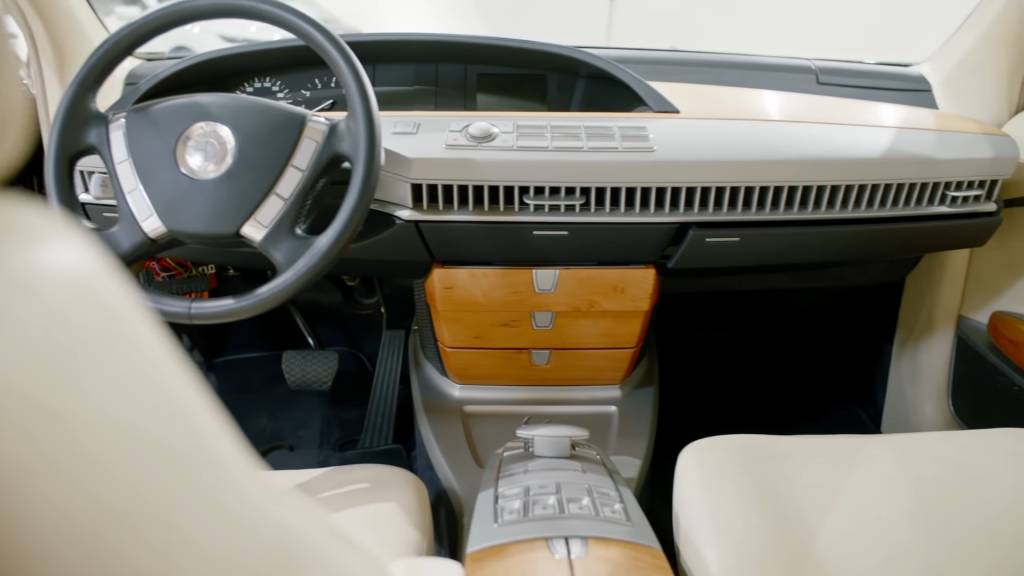 BMW-7-Series-Concept-26 painel protótipo BMW anos 90