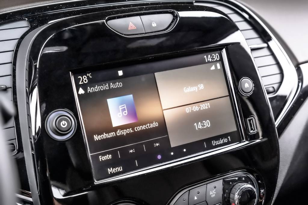 _FLP0056 Renault Captur 2022