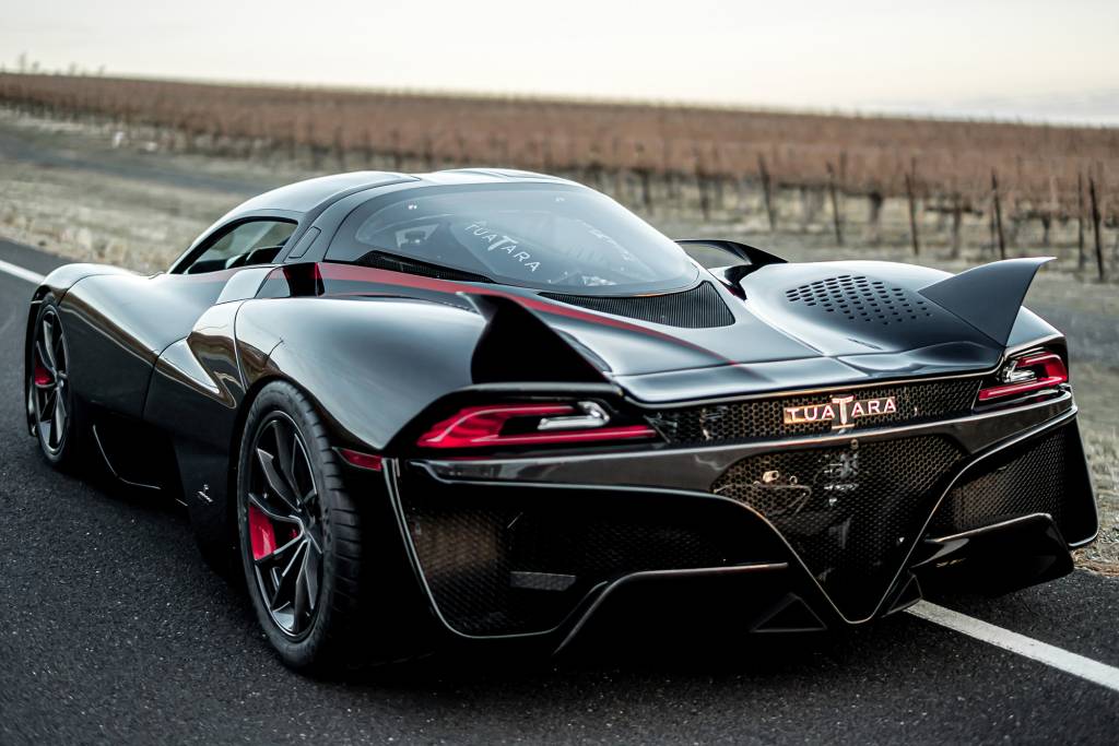 SSC TUATARA 1 SSC Tuatara preto visto 3/4 de trás