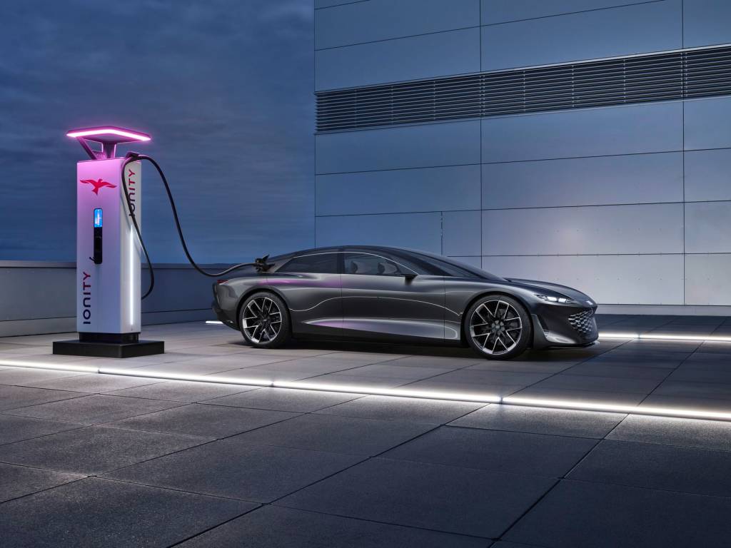 Audi Grandsphere Concept 2 Sistema a 800 V promete carregamento ligeiro da imensa bateria do sedã