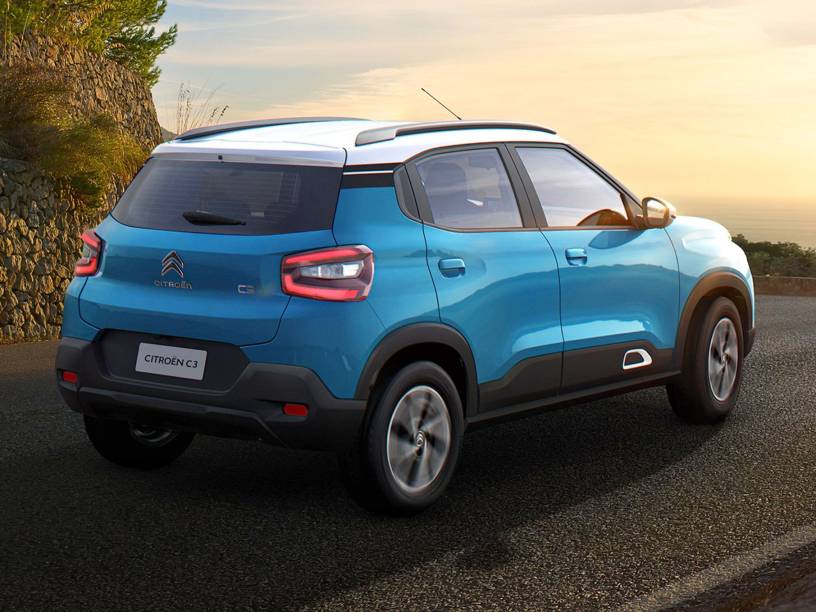 Lanternas com efeito de profundidade se destacam na traseira Lanternas com efeito de profundidade se destacam na traseira