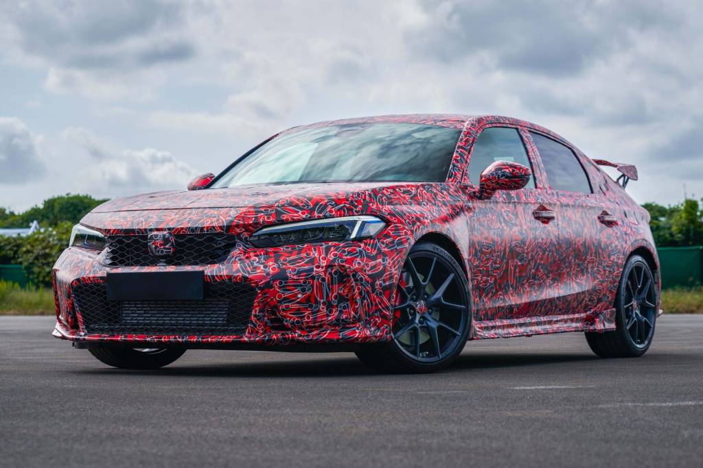 2022-honda-civic-type-r-camo-front-1633345297 2022-honda-civic-type-r-cmuflado-frente