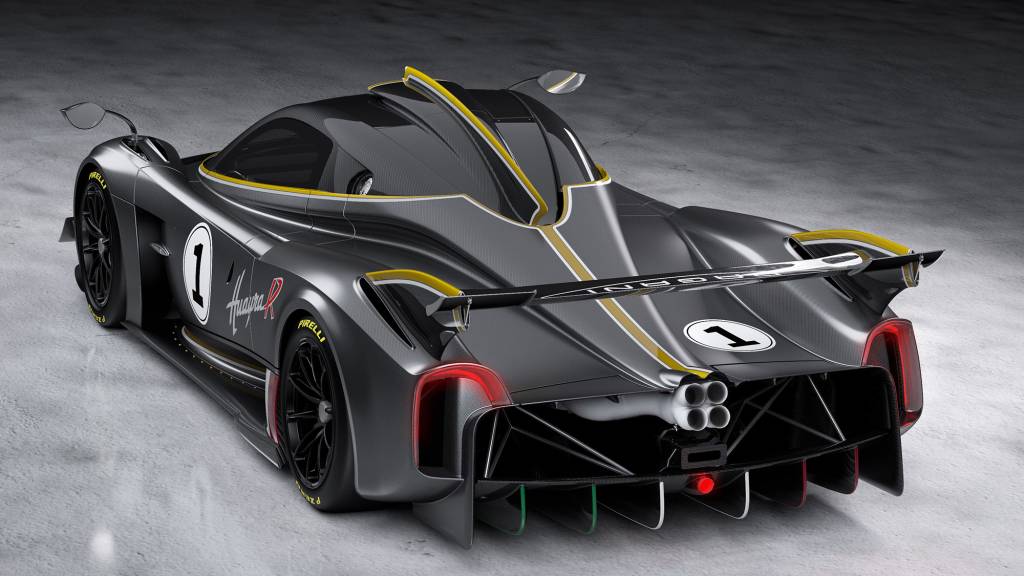 PAGANI HUAYRA R 5 Pagani Huayra R cinza visto 3/4 de trás
