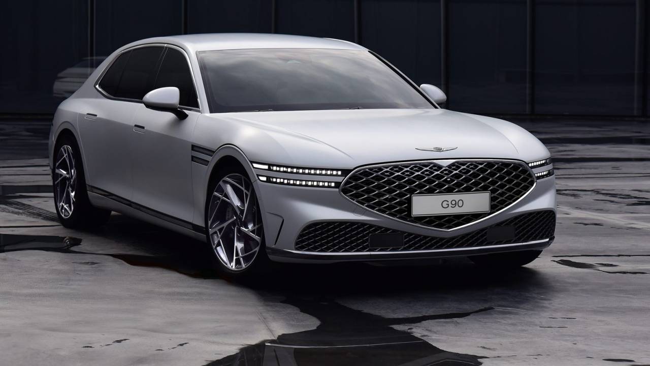 Genesis G90