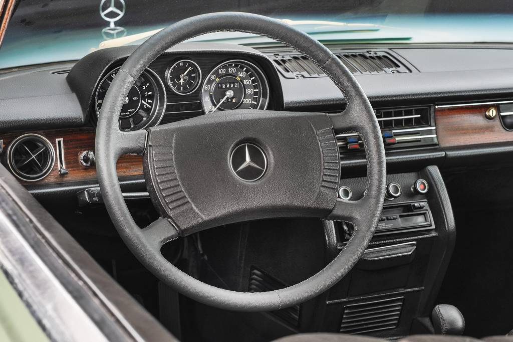 Mercedes W114/W115 Mercedes W114/W115