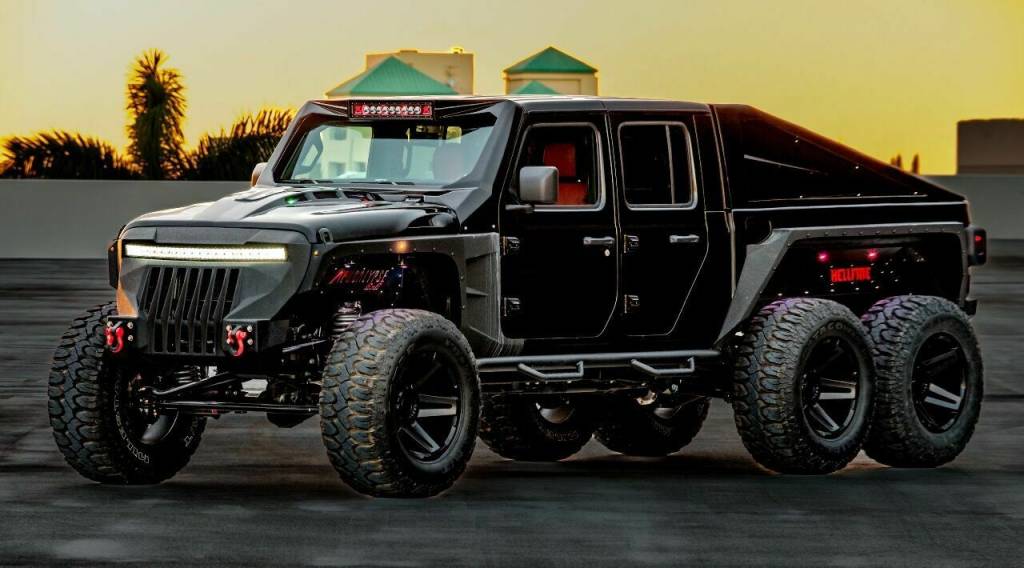 Jeep Gladiator Oculus Tron 6×6 (15) Veículo tem capacidade de carregar 771 kg
