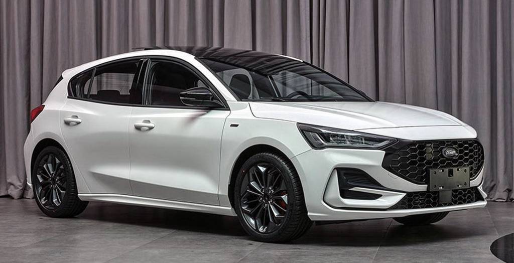 er-is-weer-een-vernieuwde-ford-focus-2022-970-10 Grade dianteira segue estilo dos novos Evos e Mondeo