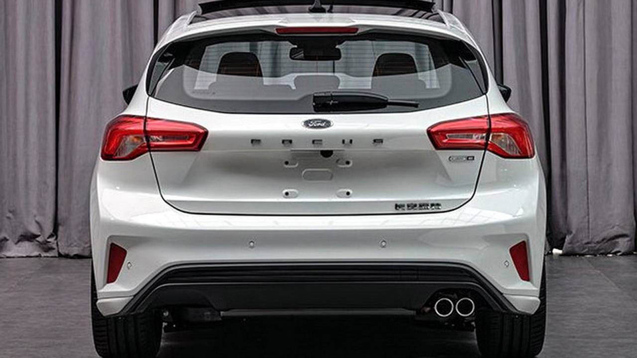 Novo Ford Focus terá detalhes exclusivos do mercado chinês
