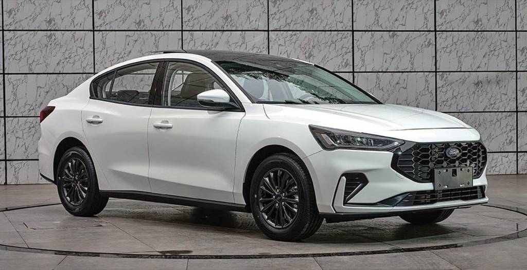 er-is-weer-een-vernieuwde-ford-focus-2022-970-14-1 Sedã e hatch não deverão ter companhia do Focus SW