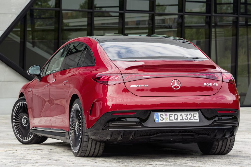 mercedes-amg_eqe_43_4matic_93_067604490bb008a2 Mercedes-AMG EQE 43