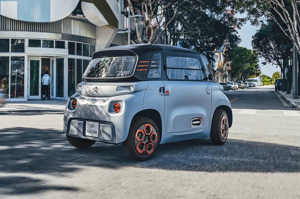 Citroën já estuda lançar C3 elétrico e veículo que dispensa CNH no Brasil