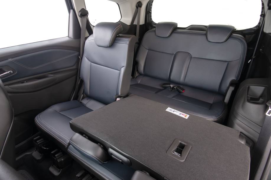 Bancos reclináveis do Chevrolet Spin Premier 2023 Bancos reclináveis do Chevrolet Spin Premier 2023