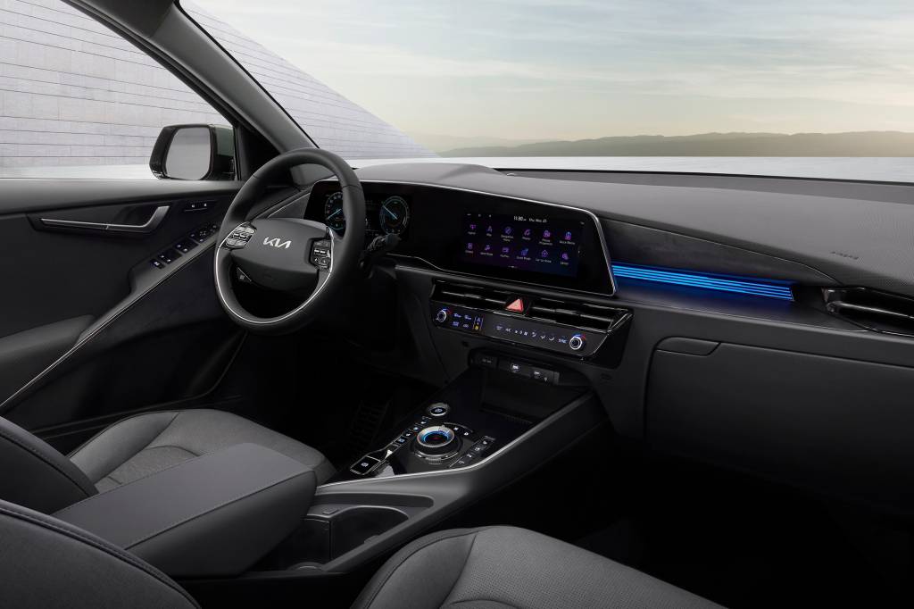 Kia Niro HEV 2023 (2) Interior é quase igual ao de modelos como o Kia EV6