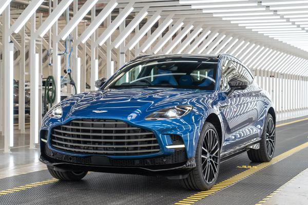 Aston Martin DBX707 é fabricado no País de Gales