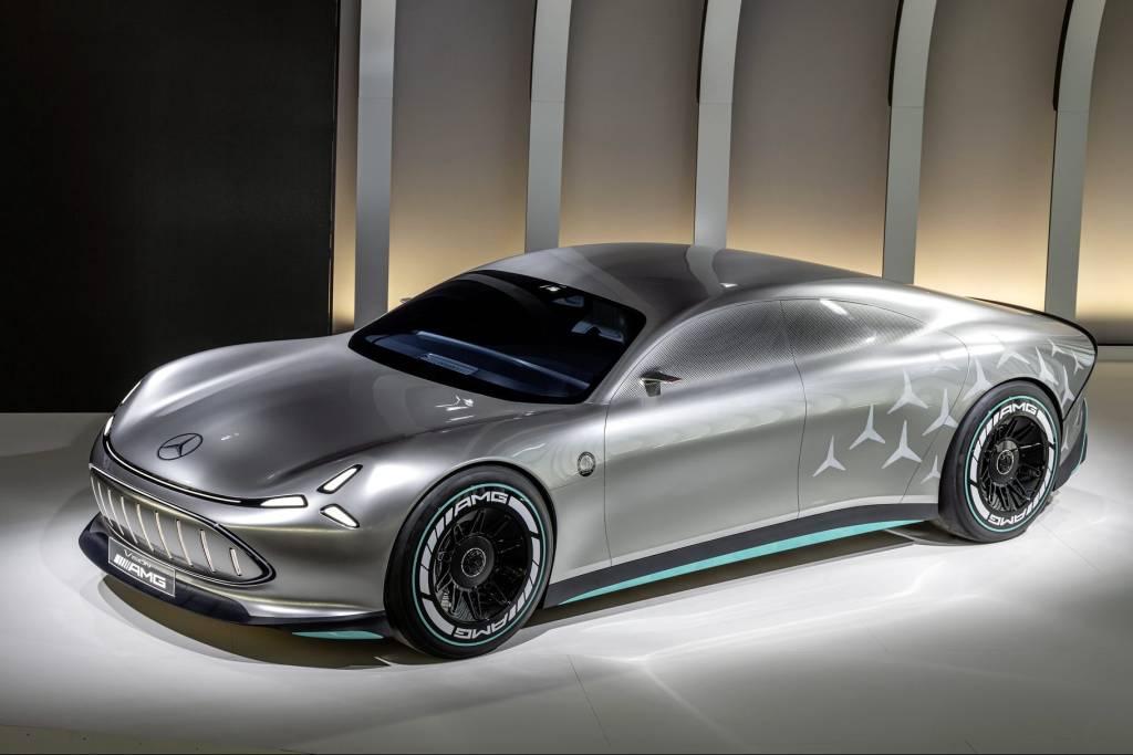 Mercedes Vision AMG é rival do Taycan com lanternas que imitam escapes