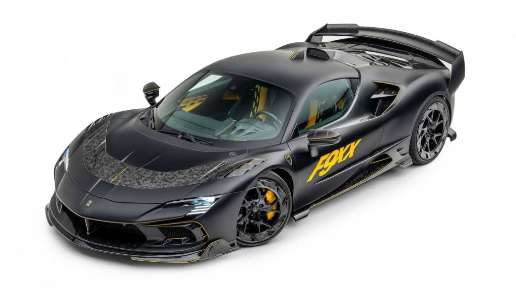 Ferrari SF90 customizada pela Mansory chega aos 1.100 cv de potência