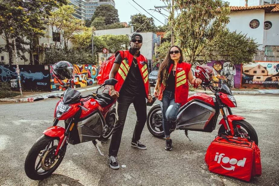67e900a0-e1bb-11ec-b92f-c5b35cac0048 Moto do ifood