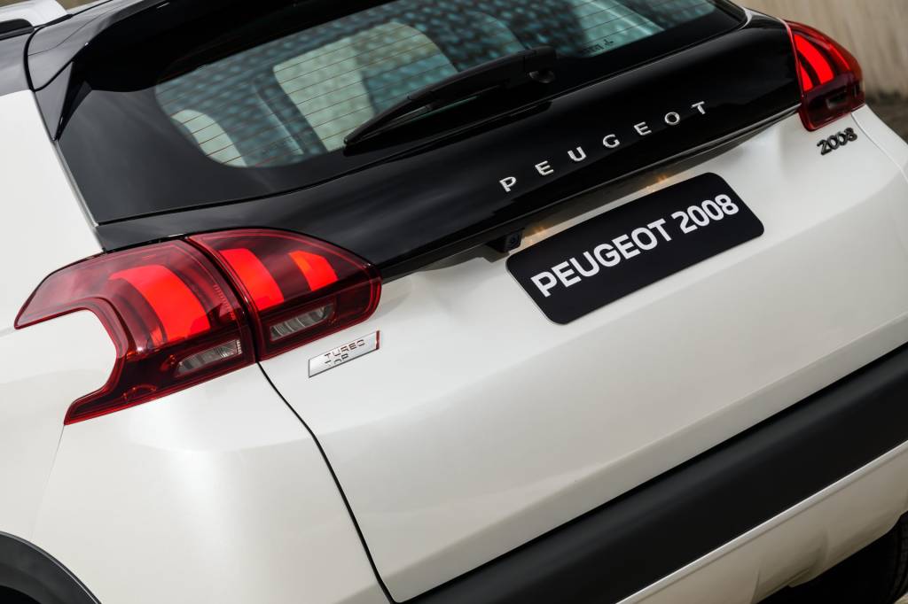 alta8321-62b102a47a60e Peugeot 2008 2023