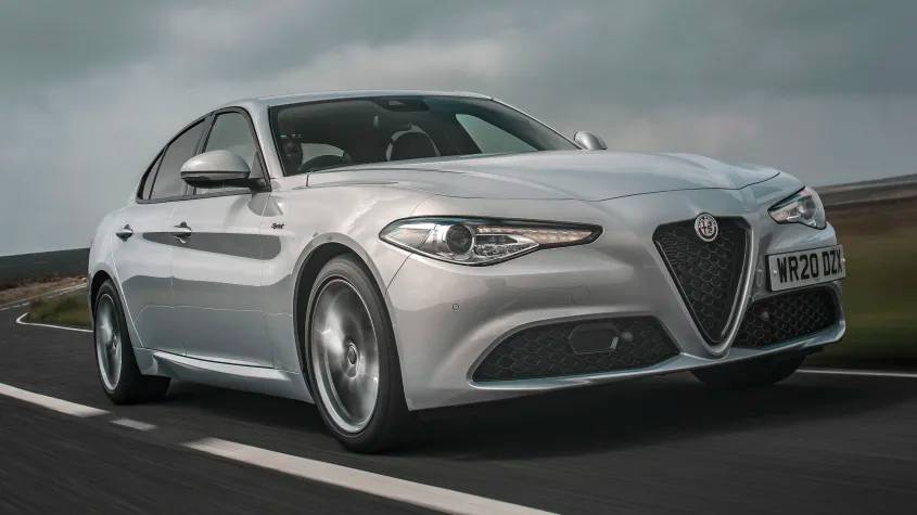 Alfa Romeo Giulia Alfa Romeo Giulia