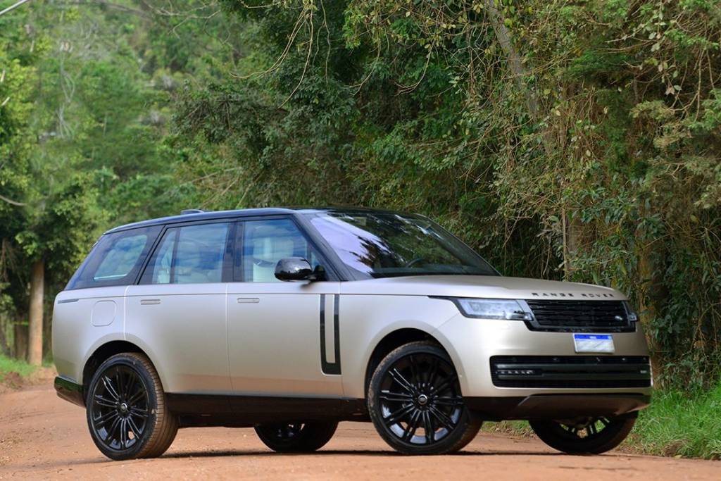 RR 8 Range Rover tres quartos